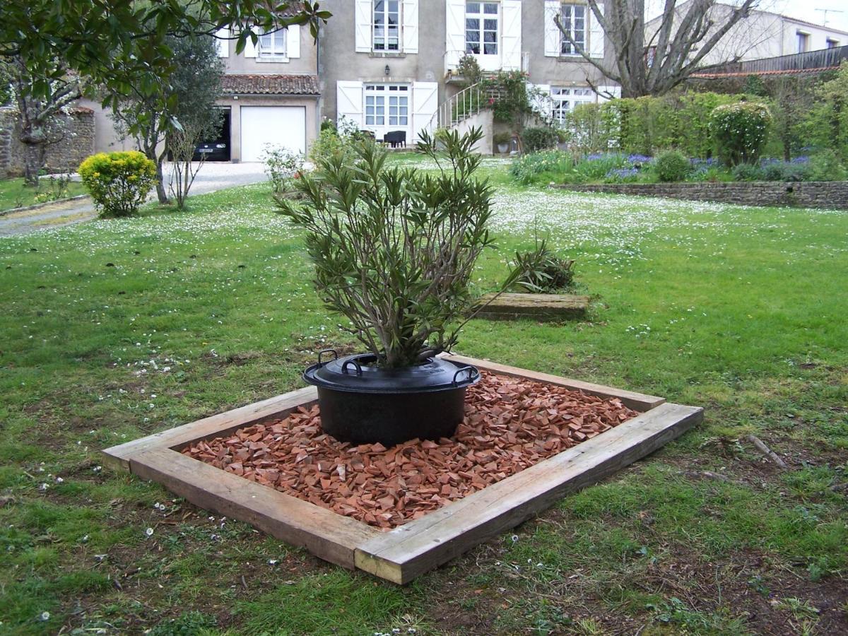 L'Olisa Chambres D'Hotes L'Hermenault ภายนอก รูปภาพ